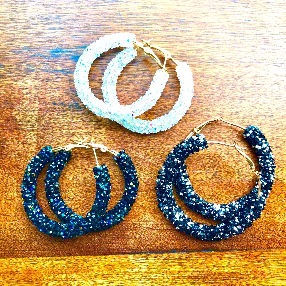 2/$20🧊Crystal Hoop Earrings❄️